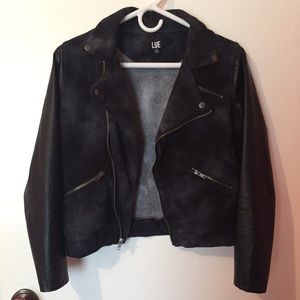 🔴Lue | Faux Leather Zip Up Jacket